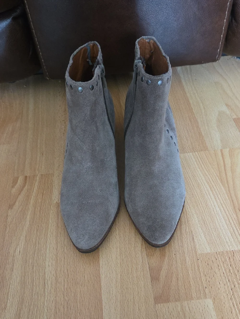 Lucky Brand Taupe Suede Studded Ankle Boots Festival Western Boho Cowgirl 7.5
